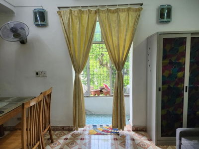 Le Quy Don Street, Vietnam  Le Quy Don Street, Vietnam