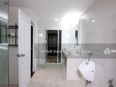 Warathorn Ville Pattanakarn 44 : Warathorn Ville Pattanakarn 44, Bangkok, Thailand Warathorn Ville Pattanakarn 44 : Warathorn Ville Pattanakarn 44, Bangkok, Thailand