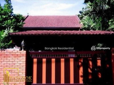 Detached House, Bangkok, Thailand Detached House, Bangkok, Thailand