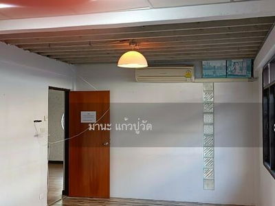 Lat Phrao 41, Bangkok, Thailand Lat Phrao 41, Bangkok, Thailand