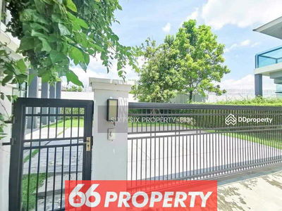 Setthasiri Pattanakarn, Bangkok, Thailand Setthasiri Pattanakarn, Bangkok, Thailand