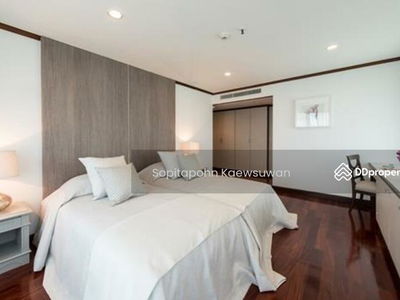 Mayfair Garden, Bangkok, Thailand Mayfair Garden, Bangkok, Thailand