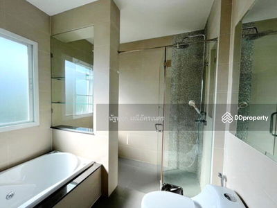 Grand Bangkok Boulevard Rama 9-Srinagarindra, Bangkok, Thailand Grand Bangkok Boulevard Rama 9-Srinagarindra, Bangkok, Thailand