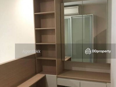 Beyond Sukhumvit, Bangkok, Thailand Beyond Sukhumvit, Bangkok, Thailand