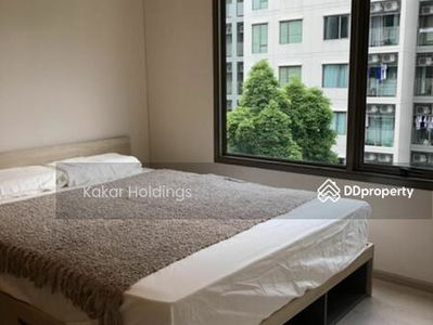 Phyll Phahol 34, Bangkok, Thailand Phyll Phahol 34, Bangkok, Thailand