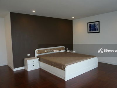 The Habitat Sukhumvit 53, Bangkok, Thailand The Habitat Sukhumvit 53, Bangkok, Thailand