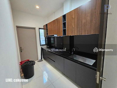 The Gentry Pattanakarn, Bangkok, Thailand The Gentry Pattanakarn, Bangkok, Thailand