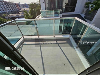 The Gentry Pattanakarn, Bangkok, Thailand The Gentry Pattanakarn, Bangkok, Thailand