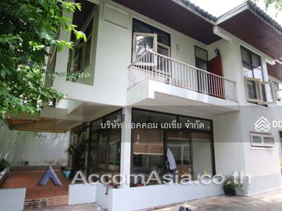 Home Office | 3 Bedrooms House for Rent in Ploenchit, Bangkok near BTS Ploenchit (1713048), Bangkok, Thailand Home Office | 3 Bedrooms House for Rent in Ploenchit, Bangkok near BTS Ploenchit (1713048), Bangkok, Thailand