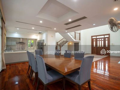 Baan Sansiri Sukhumvit 67, Bangkok, Thailand Baan Sansiri Sukhumvit 67, Bangkok, Thailand