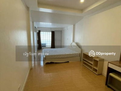 Townhome Soi Charoenjai (Soi Pridi Banomyong 31), Bangkok, Thailand Townhome Soi Charoenjai (Soi Pridi Banomyong 31), Bangkok, Thailand