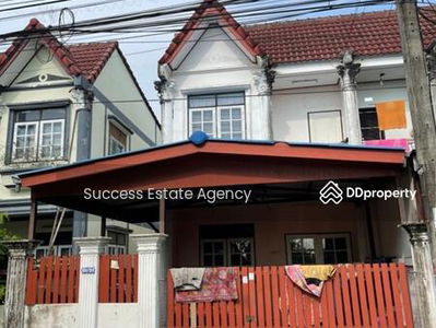 Townhouse Nong Chok, Liapwaree Road, Bangkok, Thailand Townhouse Nong Chok, Liapwaree Road, Bangkok, Thailand