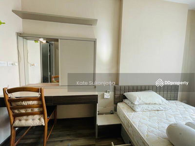 TEAL Sathorn-Taksin, Bangkok, Thailand TEAL Sathorn-Taksin, Bangkok, Thailand