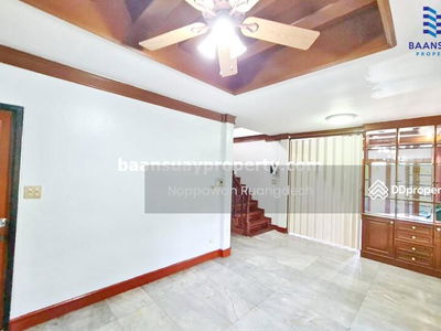For rent, 2-story detached house, Chaengwattana Road, near the Pink Line. Chaengwattana Station 28, Nonthaburi, Thailand For rent, 2-story detached house, Chaengwattana Road, near the Pink Line. Chaengwattana Station 28, Nonthaburi, Thailand