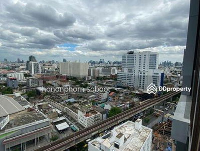 Onyx Phahonyothin, Bangkok, Thailand Onyx Phahonyothin, Bangkok, Thailand