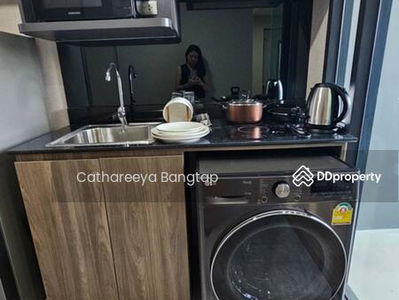 Lloyd Soonvijai-Thonglor, Bangkok, Thailand Lloyd Soonvijai-Thonglor, Bangkok, Thailand