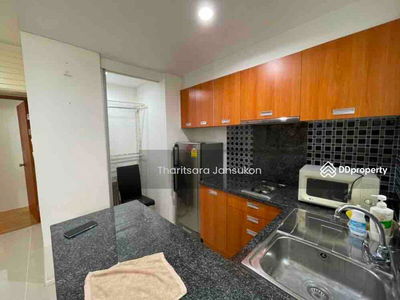 Villa Sathorn, Bangkok, Thailand Villa Sathorn, Bangkok, Thailand