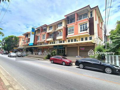 Nakhon Pathom, Nakhon Pathom, Thailand Nakhon Pathom, Nakhon Pathom, Thailand