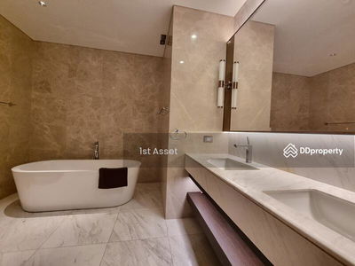 Sindhorn Residence, Bangkok, Thailand Sindhorn Residence, Bangkok, Thailand