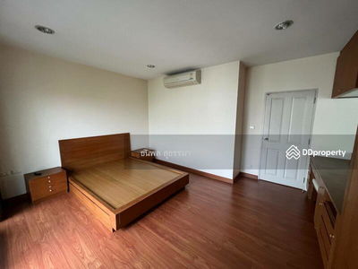 For rent, Baan Klang Muang Sathorn Taksin 1/ 3 bedrooms, 3 bathrooms / 20 square wah, 170 square meters, fully furnished, Bangkok, Thailand For rent, Baan Klang Muang Sathorn Taksin 1/ 3 bedrooms, 3 bathrooms / 20 square wah, 170 square meters, fully furnished, Bangkok, Thailand