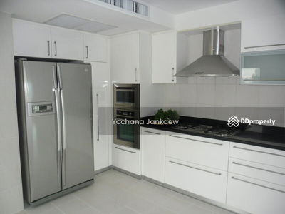 GM Height, Bangkok, Thailand GM Height, Bangkok, Thailand