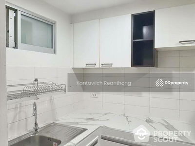 Lumpini Ville Cultural Center, Bangkok, Thailand Lumpini Ville Cultural Center, Bangkok, Thailand