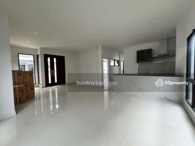 The City Ekkamai-Ladprao, Bangkok, Thailand The City Ekkamai-Ladprao, Bangkok, Thailand