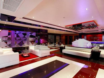 Patong studio near the beachfront, Phuket, Thailand Patong studio near the beachfront, Phuket, Thailand