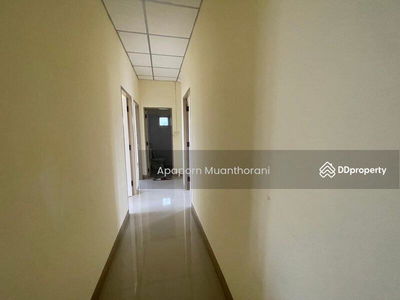 Nichakorn Village, Nakhon Pathom, Thailand Nichakorn Village, Nakhon Pathom, Thailand