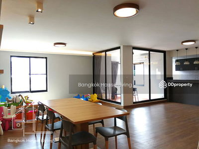 Lily House Mansion, Bangkok, Thailand Lily House Mansion, Bangkok, Thailand