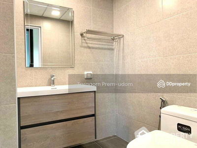 Central City East Tower, Bangkok, Thailand Central City East Tower, Bangkok, Thailand