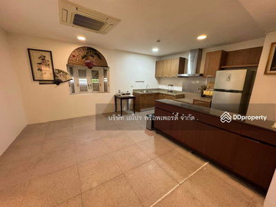 sukhumvit, Bangkok, Thailand sukhumvit, Bangkok, Thailand