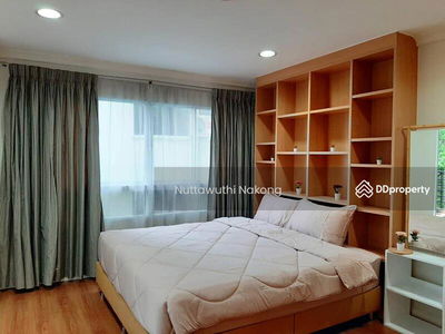 Lumpini Suite Sukhumvit 41, Bangkok, Thailand Lumpini Suite Sukhumvit 41, Bangkok, Thailand