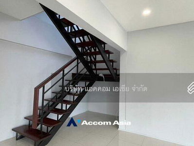 Home Office | 4 Bedrooms House For Rent in Sathorn, Bangkok near BTS Chong Nonsi AA19397, Bangkok, Thailand Home Office | 4 Bedrooms House For Rent in Sathorn, Bangkok near BTS Chong Nonsi AA19397, Bangkok, Thailand