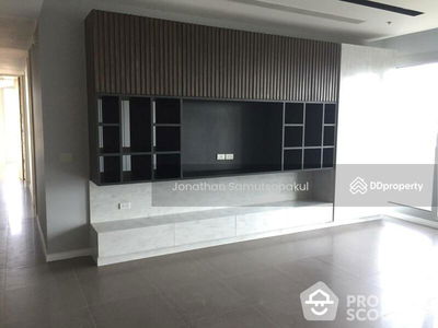 The Fine at River, Bangkok, Thailand The Fine at River, Bangkok, Thailand