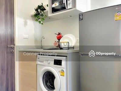 Metro Sky Wutthakat, Bangkok, Thailand Metro Sky Wutthakat, Bangkok, Thailand