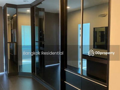 House in Compound, Bangkok, Thailand House in Compound, Bangkok, Thailand