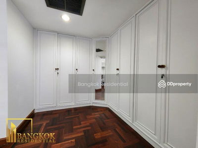 Sethiwan Palace Sukhumvit 4, Bangkok, Thailand Sethiwan Palace Sukhumvit 4, Bangkok, Thailand