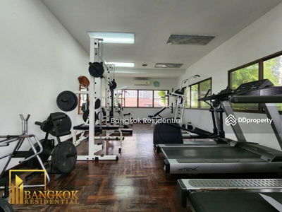 Sethiwan Palace Sukhumvit 4, Bangkok, Thailand Sethiwan Palace Sukhumvit 4, Bangkok, Thailand