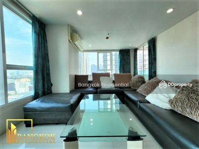 Sukhumvit Living Town, Bangkok, Thailand Sukhumvit Living Town, Bangkok, Thailand