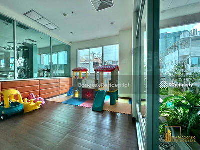 Silom Grand Terrace, Bangkok, Thailand Silom Grand Terrace, Bangkok, Thailand