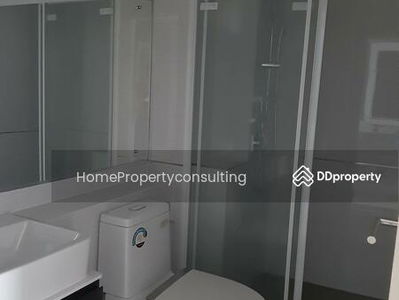 The Metropolis Samrong Interchange, Samut Prakan, Thailand The Metropolis Samrong Interchange, Samut Prakan, Thailand