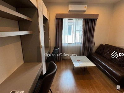 Burasiri Pattanakarn, Bangkok, Thailand Burasiri Pattanakarn, Bangkok, Thailand