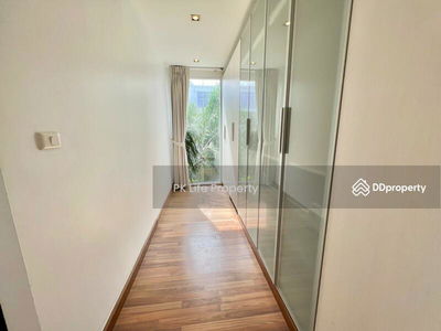 Housing in Ban Ratsada, Thailand Housing in Ban Ratsada, Thailand