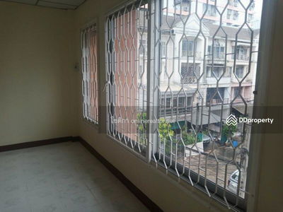 For Rent - Townhouse near Bangna Intersection, Bangkok, Thailand For Rent - Townhouse near Bangna Intersection, Bangkok, Thailand