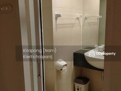 The LightHouse Sathorn–Chareonnakorn, Bangkok, Thailand The LightHouse Sathorn–Chareonnakorn, Bangkok, Thailand