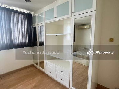 Tai Ping Towers, Bangkok, Thailand Tai Ping Towers, Bangkok, Thailand