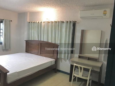 Single-storey detached house, 3 bedrooms, 2 bathrooms, complete furniture and electrical appliances, ready to move in, Bangkok, Thailand Single-storey detached house, 3 bedrooms, 2 bathrooms, complete furniture and electrical appliances, ready to move in, Bangkok, Thailand