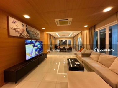 Windmill Village, Samut Prakan, Thailand Windmill Village, Samut Prakan, Thailand