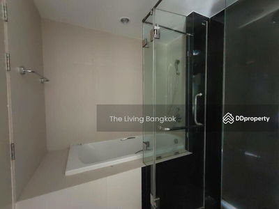 The Crest Sukhumvit 24, Bangkok, Thailand The Crest Sukhumvit 24, Bangkok, Thailand